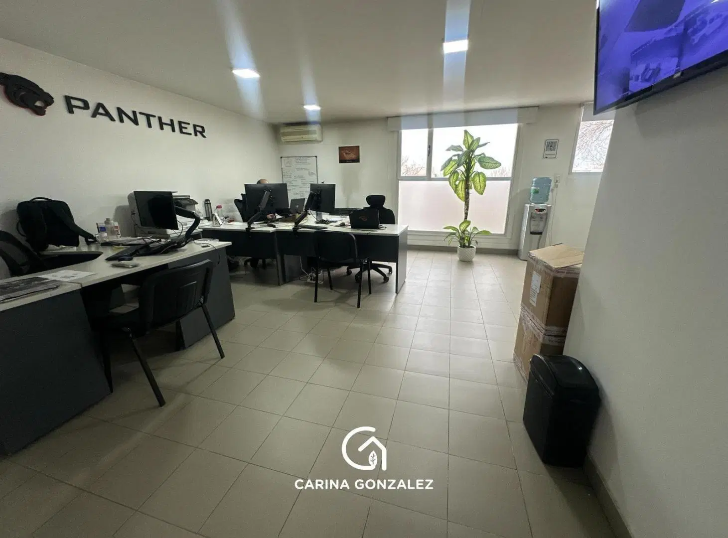 Base Operativa- Oficinas + Depósito 8