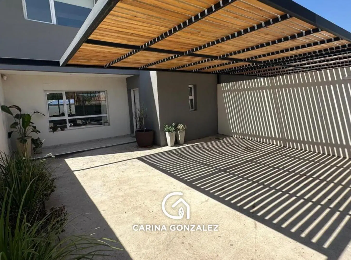 Casa en Centenario 8