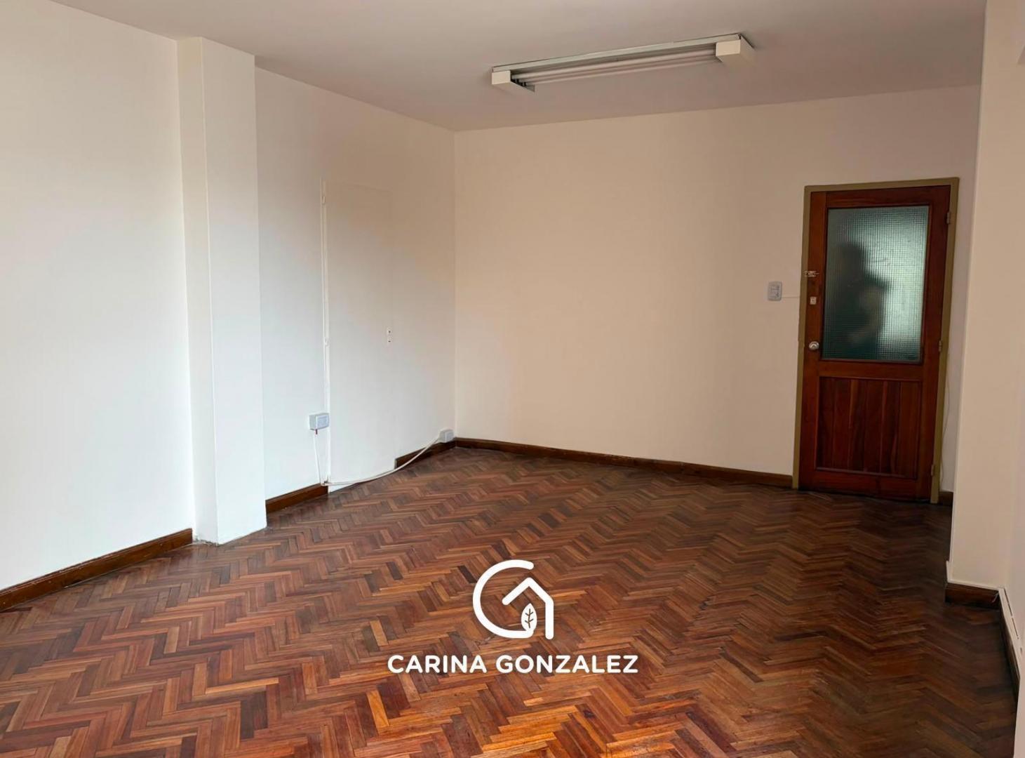 Foto de VENTA Oficina Edificio Chrestia - Rivadavia 86, pleno centro de Neuquén, imagen 4