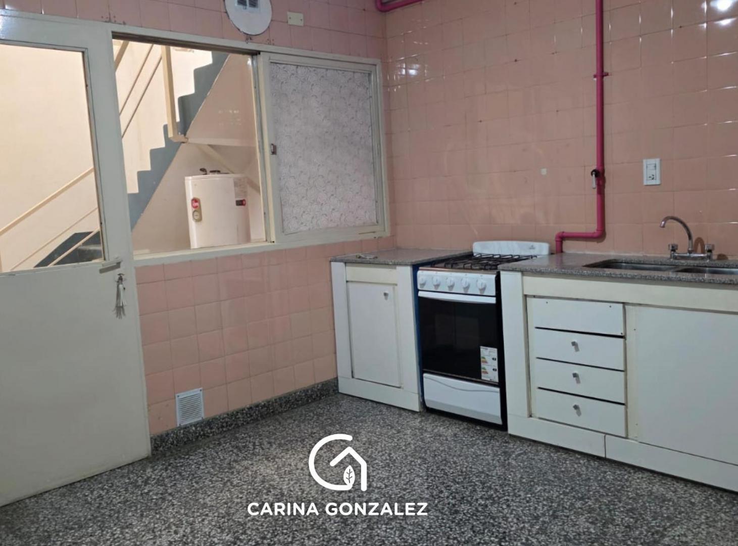 Foto de Alquiler de Departamento Comercial 3 Dormit. 2 baños, Quincho y Garage, imagen 2