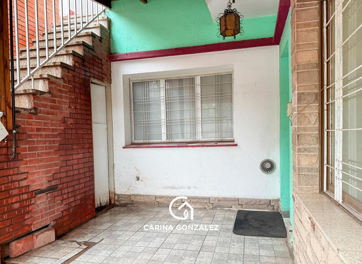 Foto de Venta Casa en Ph Dos Dormitorios - Zona Centro Bajo de Neuquén Capital -, imagen 2