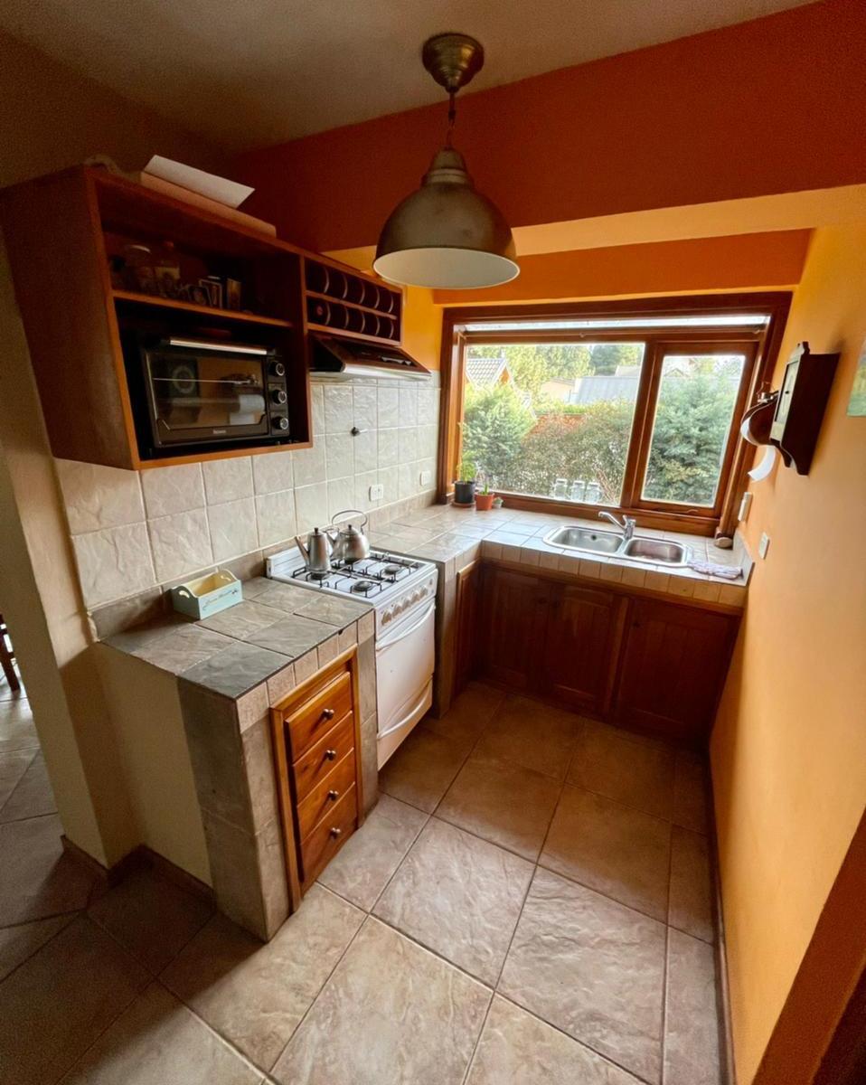 Casa en Venta en Bariloche. 3 Dorm 4 Baños. Excelente Barrio Aldea del Este 5