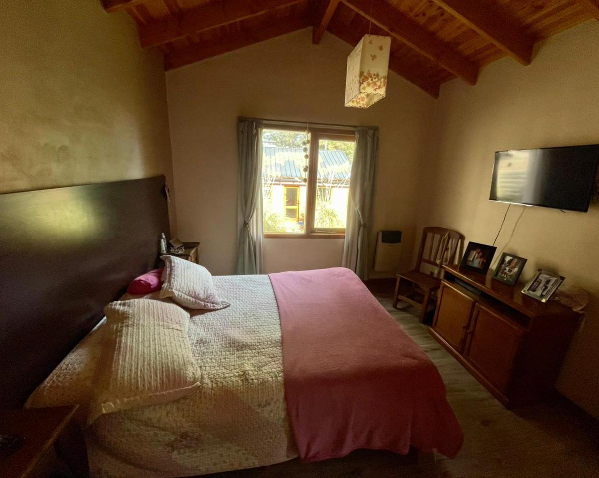 Casa en Venta en Bariloche. 3 Dorm 4 Baños. Excelente Barrio Aldea del Este 4