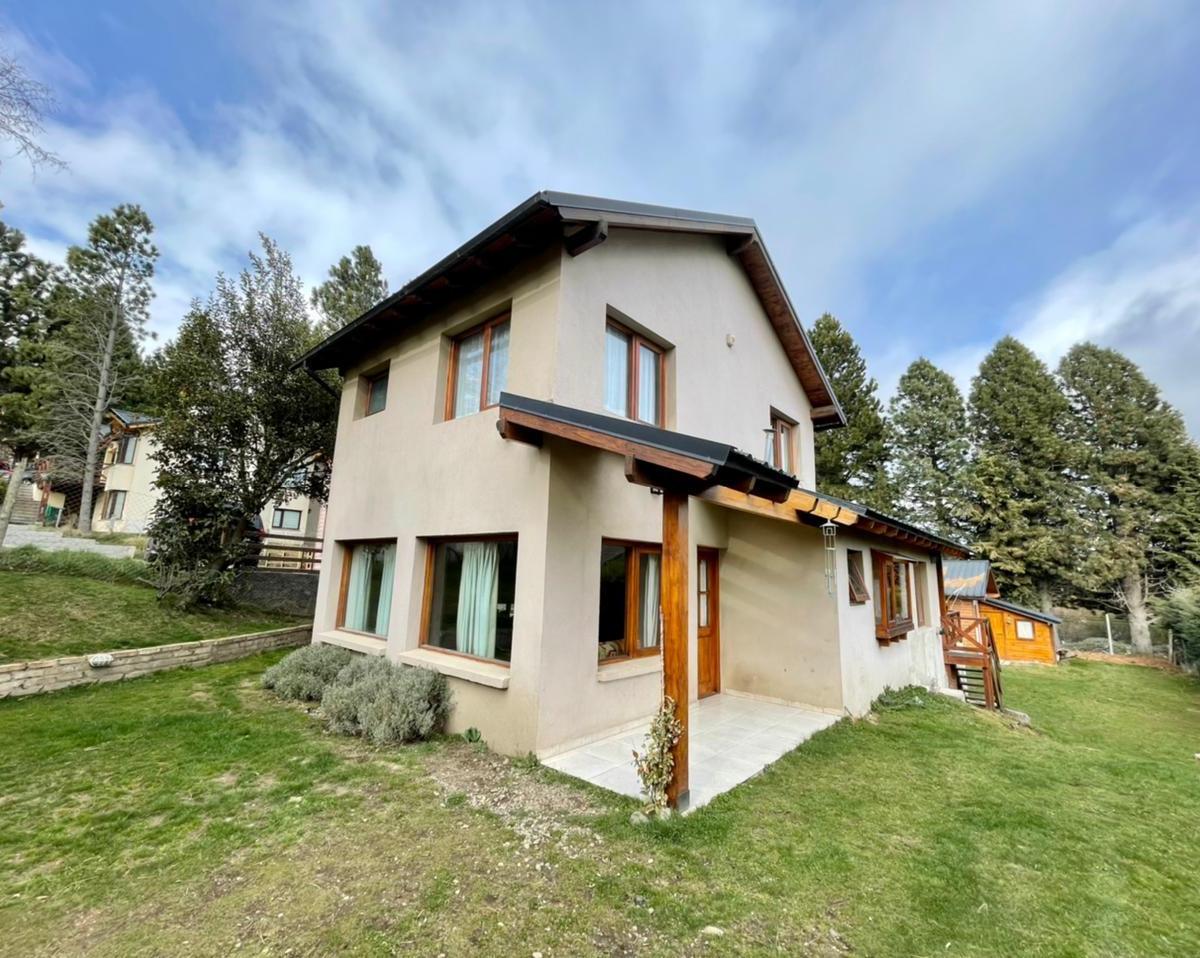 Casa en Venta en Bariloche. 3 Dorm 4 Baños. Excelente Barrio Aldea del Este 1