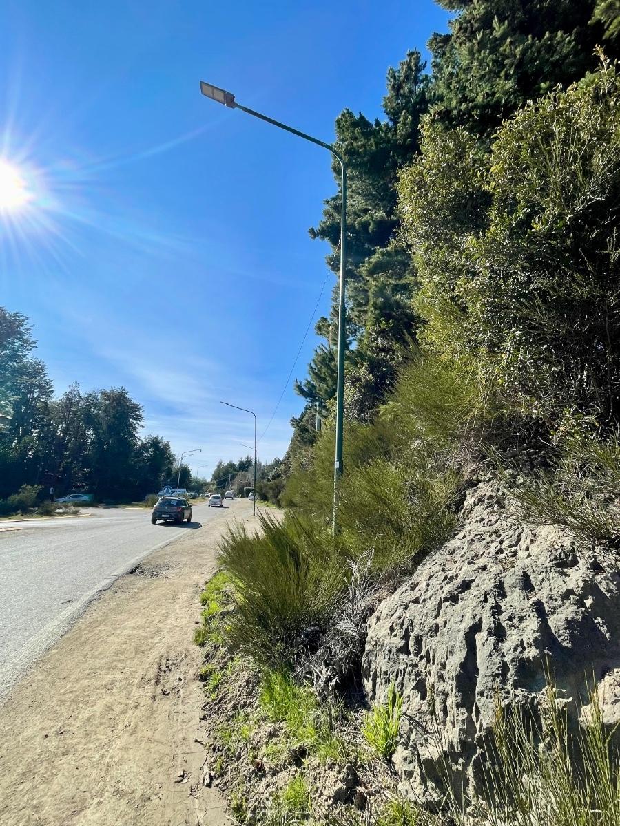 Excepcional Terreno en Venta de 4262 m² en Circuito Chico Km 18. Bariloche 1