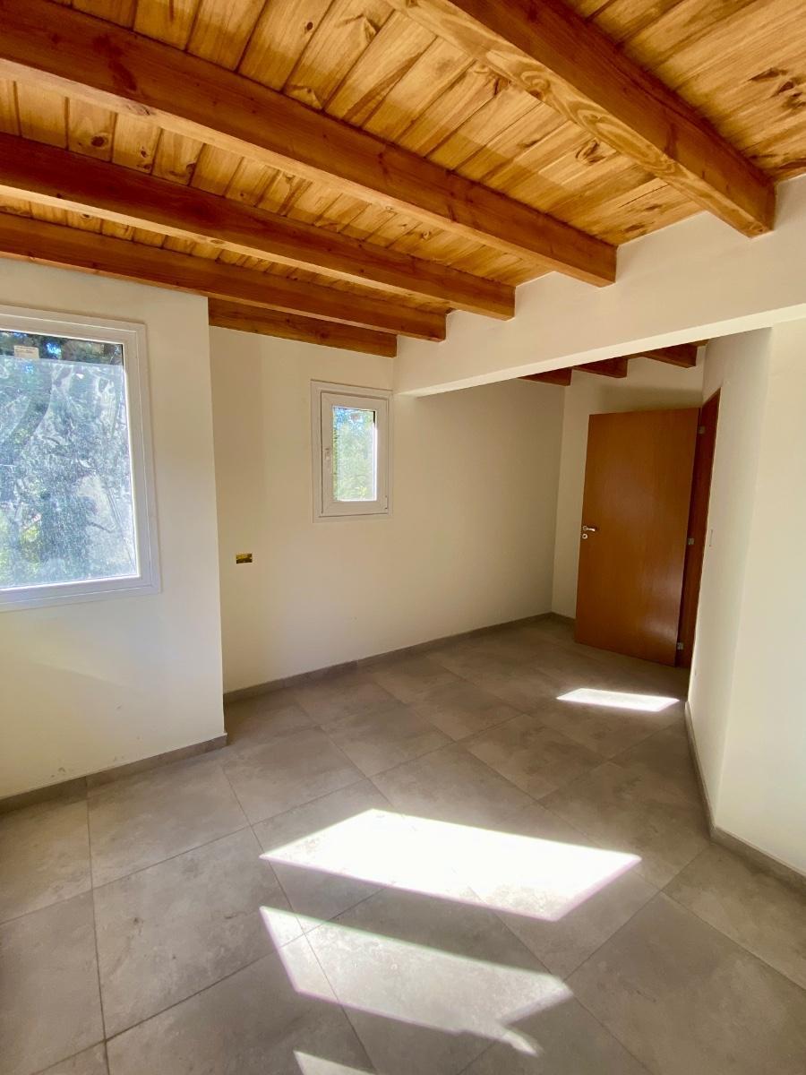 Casa PH en Venta a Estrenar. Barrio Las Margaritas. Bariloche 2