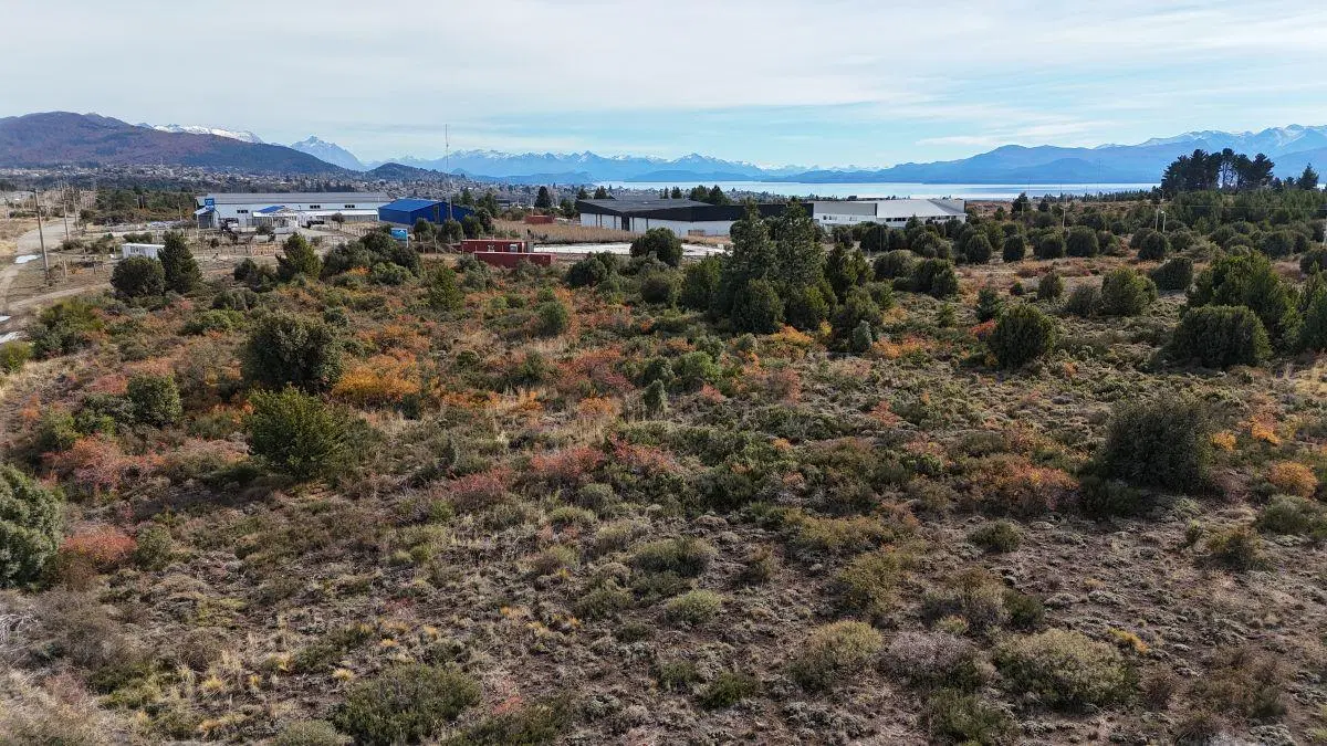 Gran Terreno en Venta en zona Circunvalación de Bariloche. 8006 m2 3