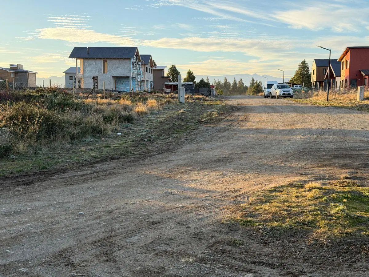 Terreno de 600 m2 en Venta en Solares del Este. Bariloche 2