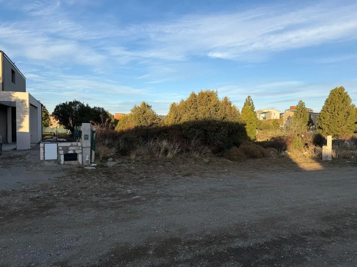 Excelente Lote en Venta en Solares del Este. Barrio Cerrado. Superficie de 600 m2 4