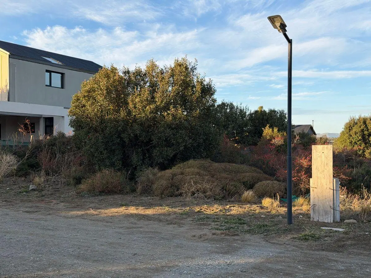 Excelente Lote en Venta en Solares del Este. Barrio Cerrado. Superficie de 600 m2 1