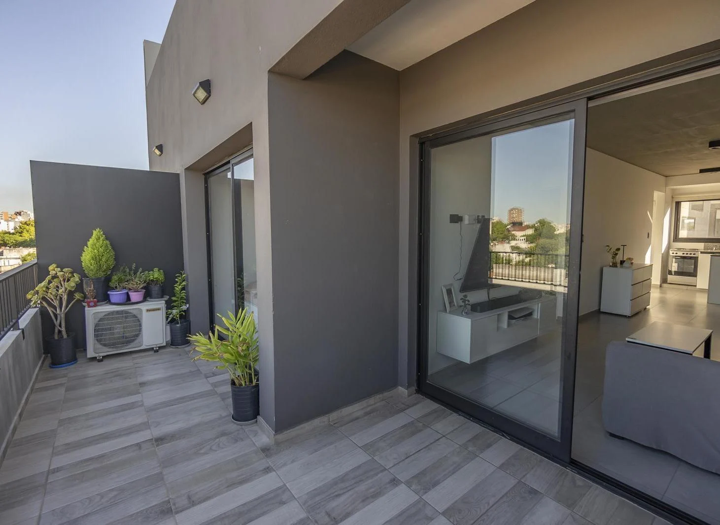 VENTA 2 AMBIENTES - APTO PROFESIONAL - FLORESTA - ENTREGA INMEDIATA