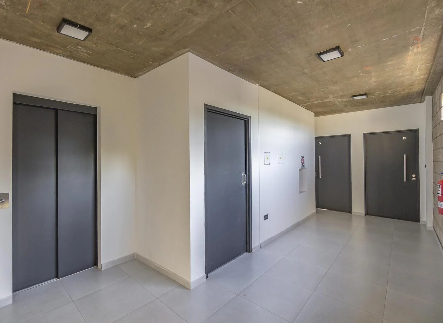 VENTA 2 AMBIENTES - APTO PROFESIONAL - FLORESTA - ENTREGA INMEDIATA