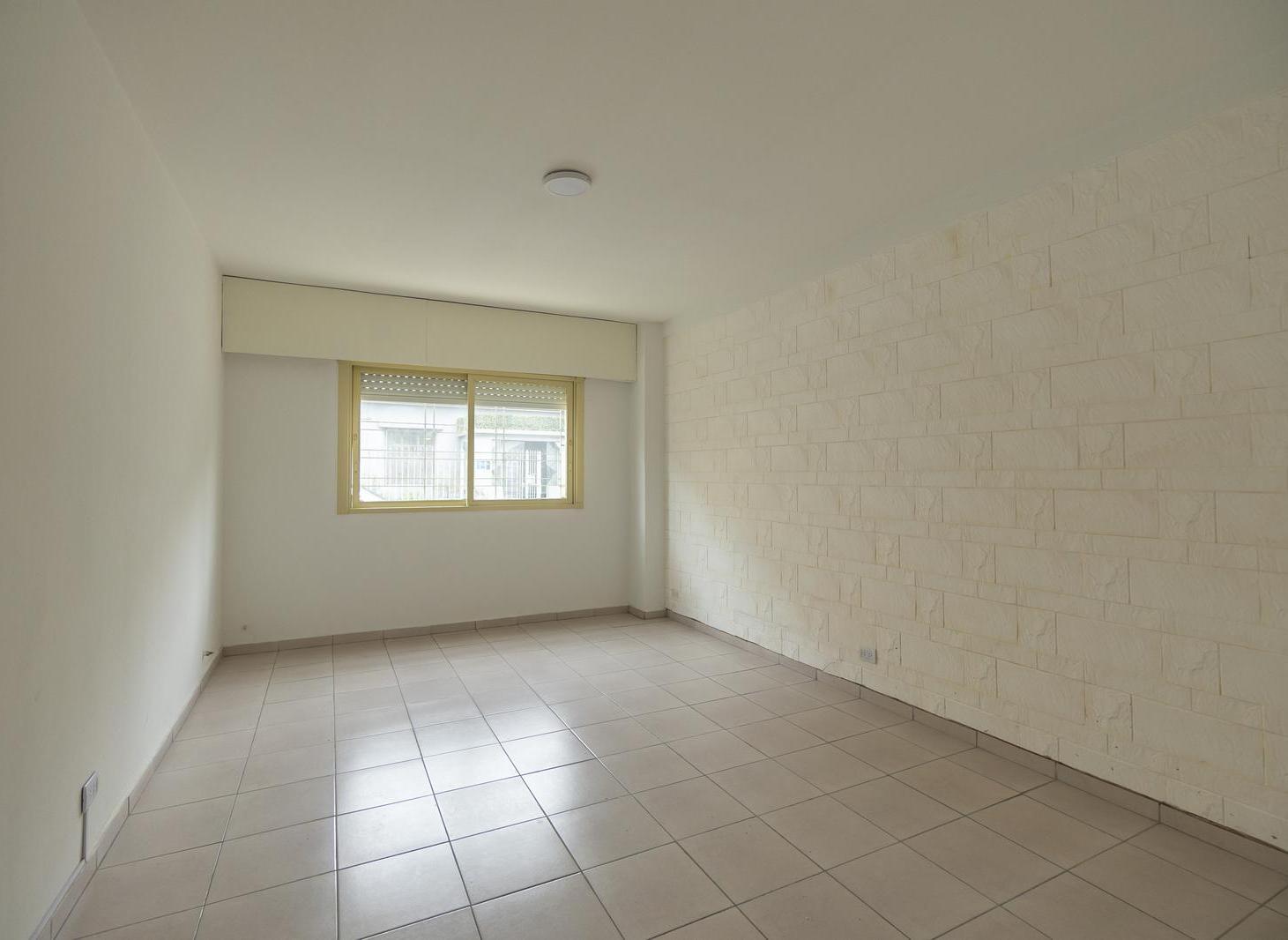 VENTA 3 AMBIENTES CON PATIO - RAMOS MEJIA