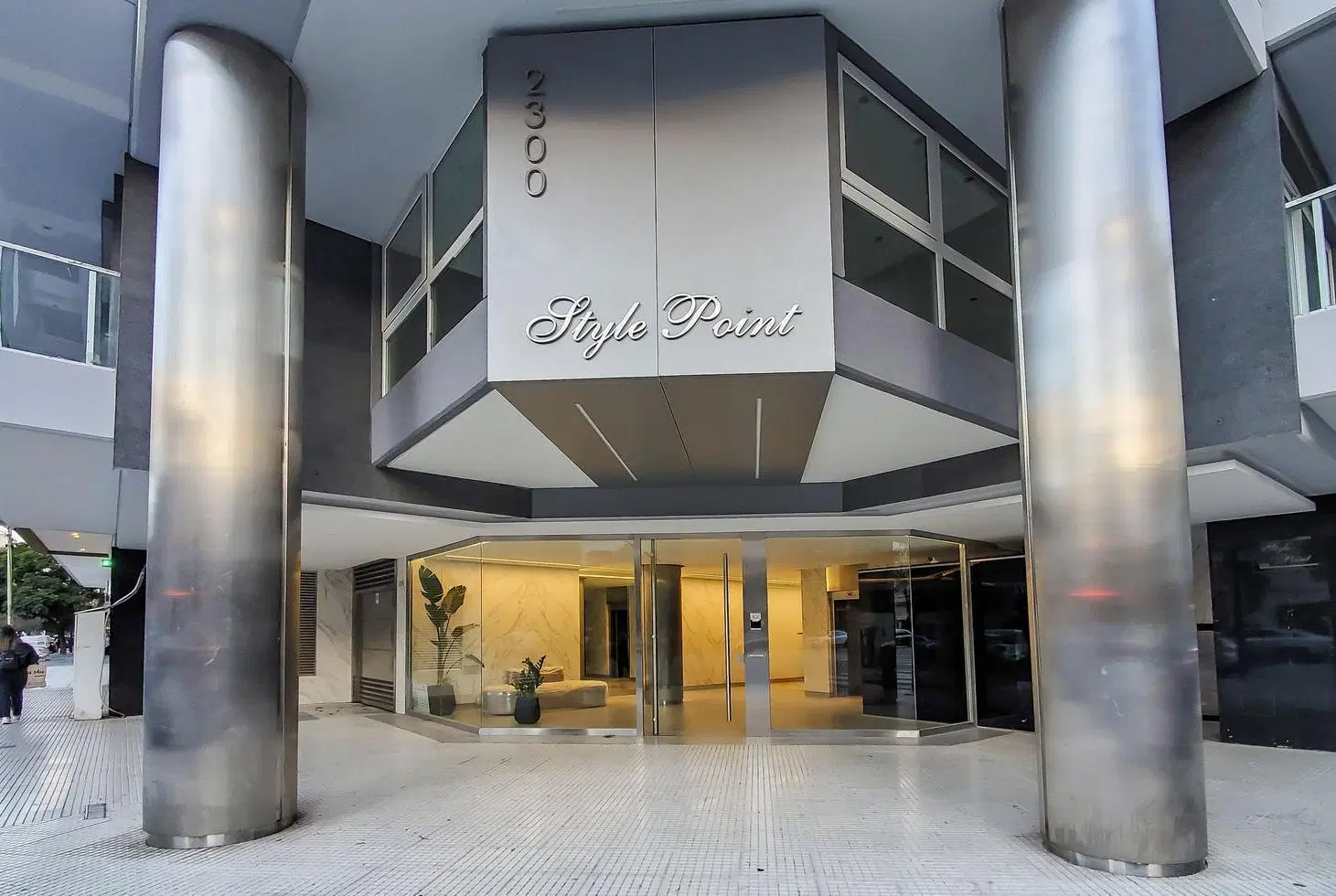 3 AMBIENTES CON COCHERA - FLORES - FULL AMENITIES - 5