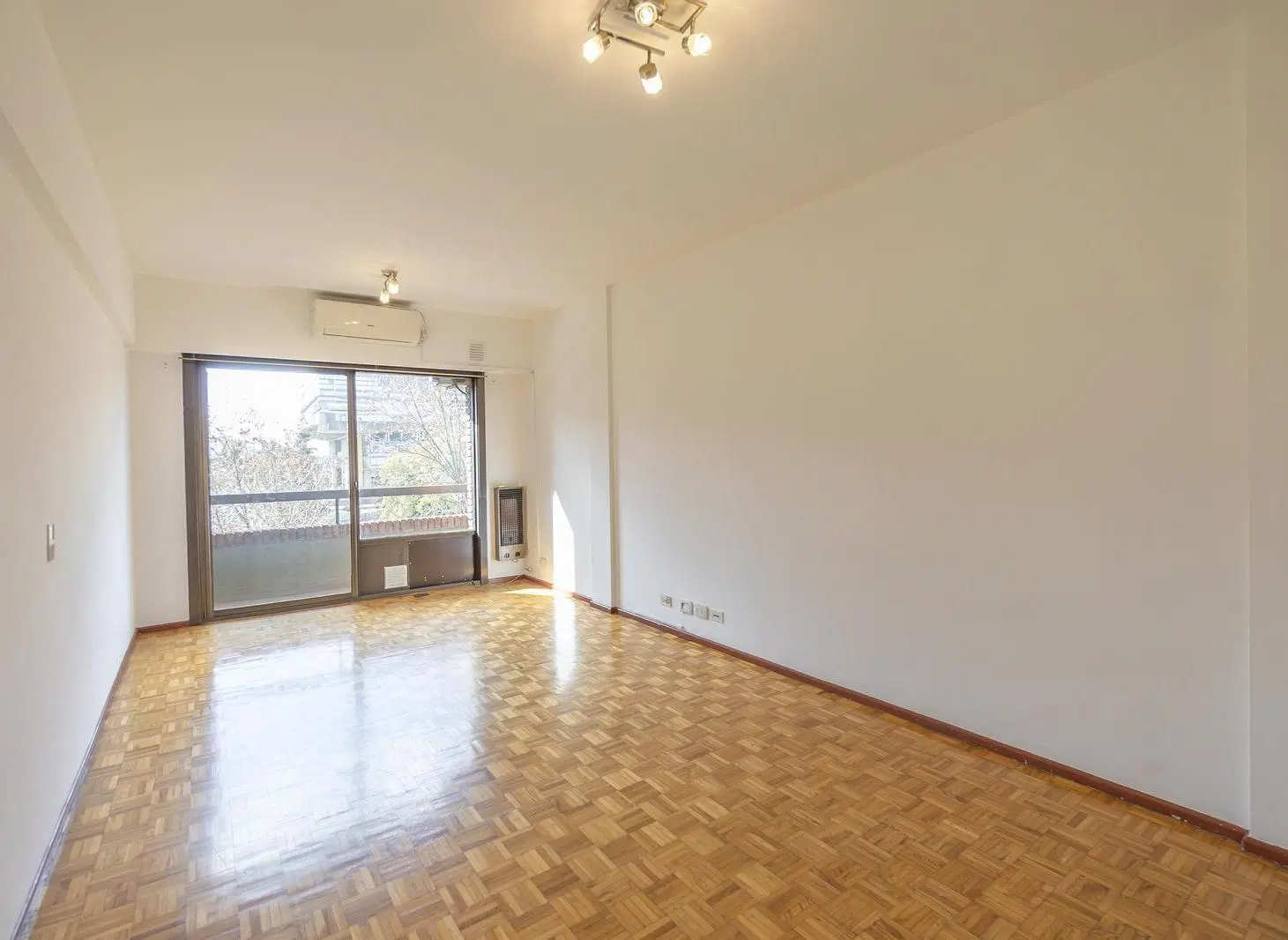 VENTA MONOAMBIENTE - APTO PROFESIONAL -RECOLETA 2