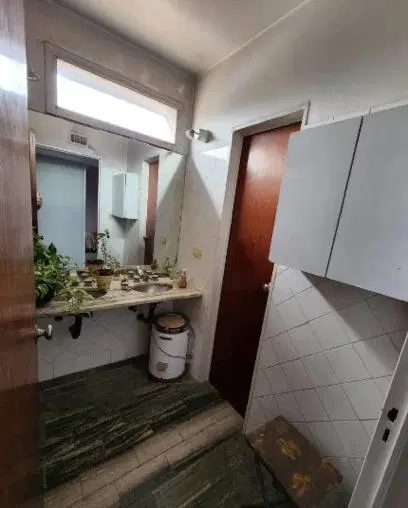 VENTA CASA 6 AMBIENTES CON 2 SUITES Y COCHERAS - MATADEROS 8