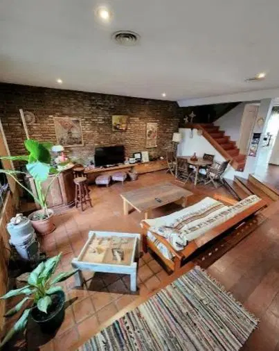 VENTA CASA 6 AMBIENTES CON 2 SUITES Y COCHERAS - MATADEROS 2