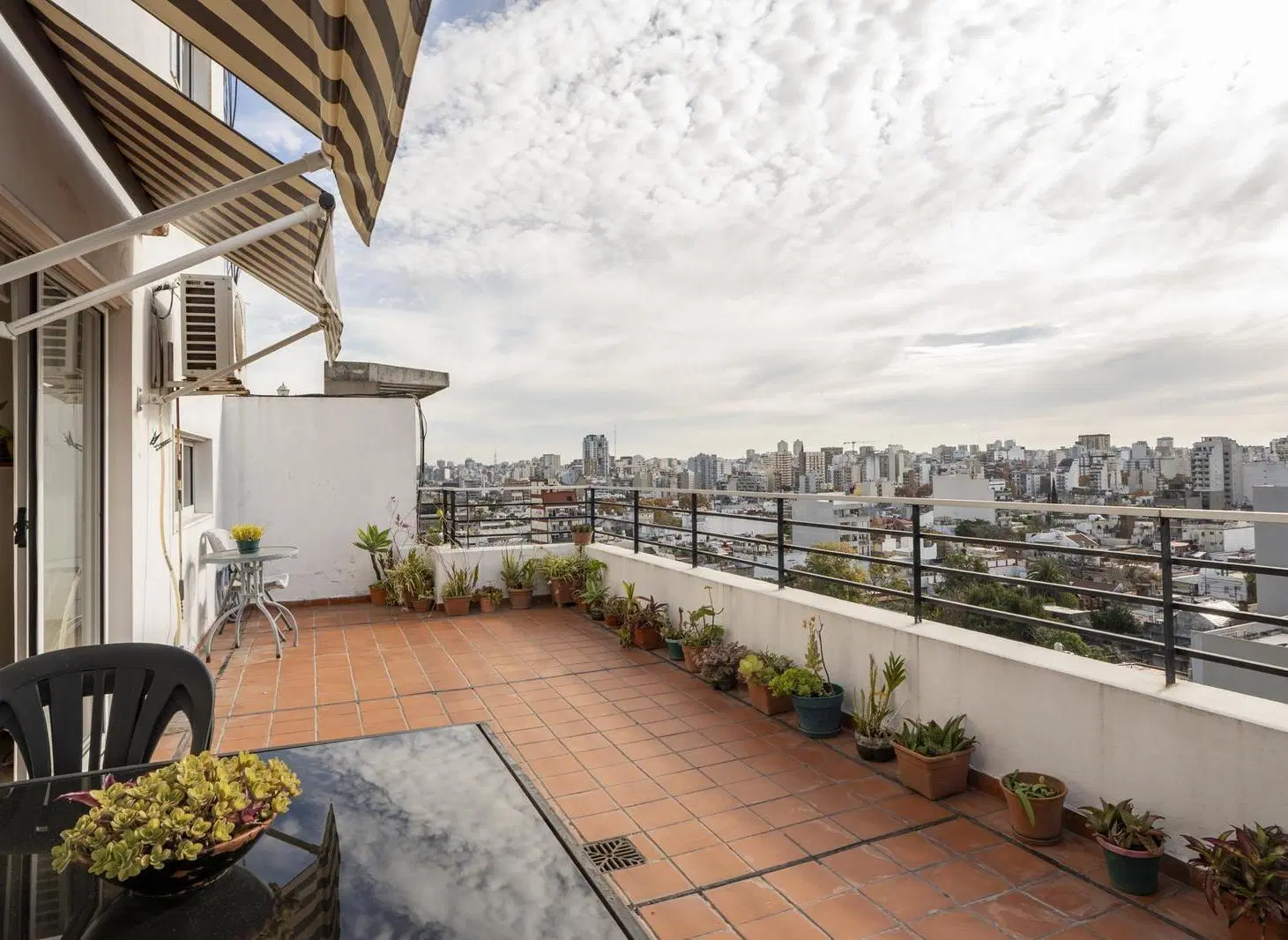 VENTA 3 AMBIENTES CON BALCÓN TERRAZA - PISCINA Y SOLARIUM - BOEDO 3