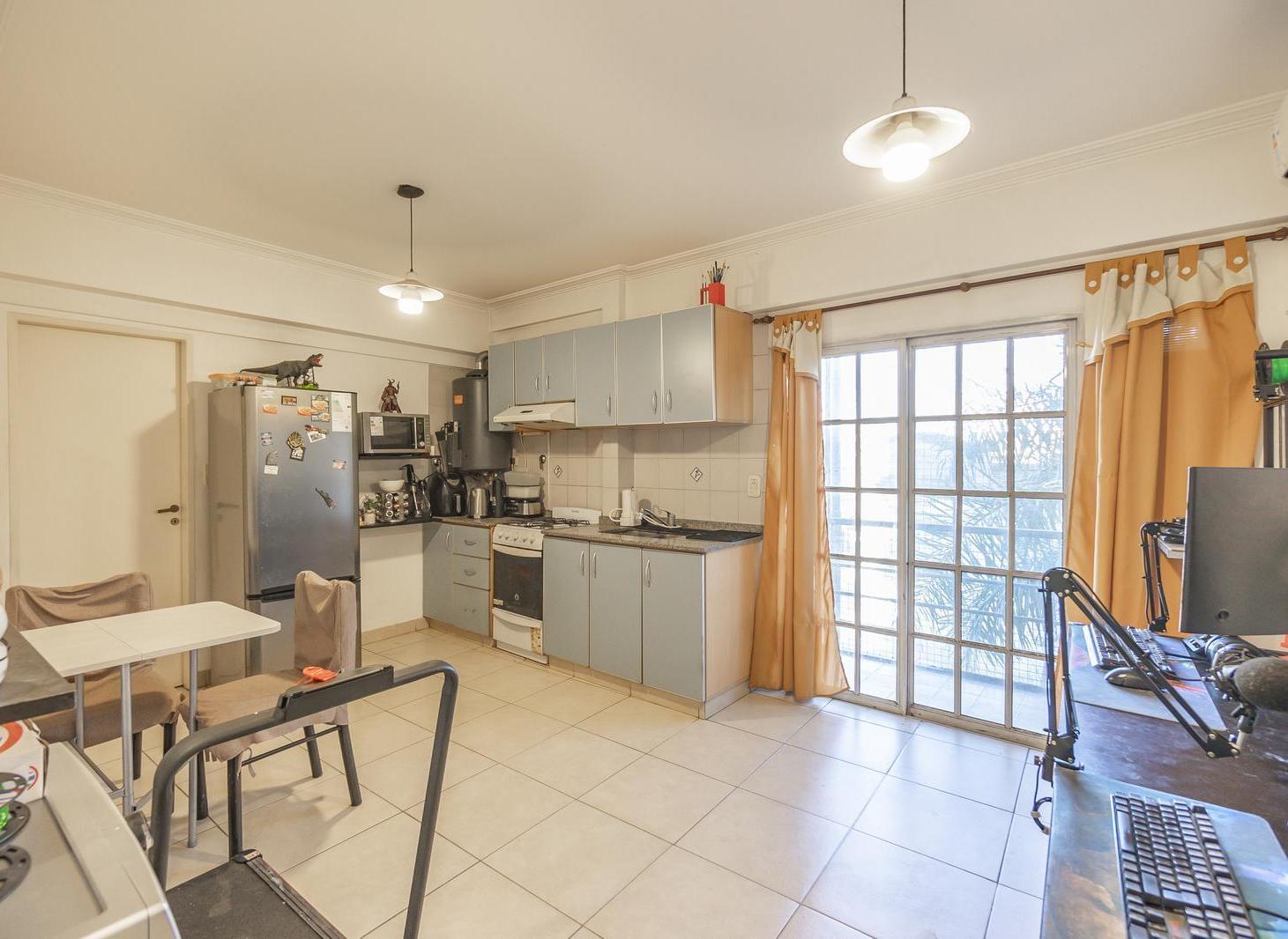 Foto de VENTA DEPARTAMENTO 2 AMBIENTES EN VILLA LURO, imagen 1