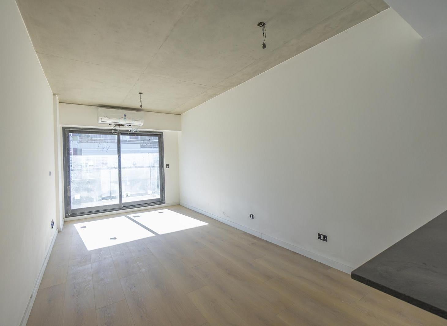 Foto de VENTA 2 AMBIENTES CON HABITACION EN SUITE - APTO PROFESIONAL - BELGRANO, imagen 2