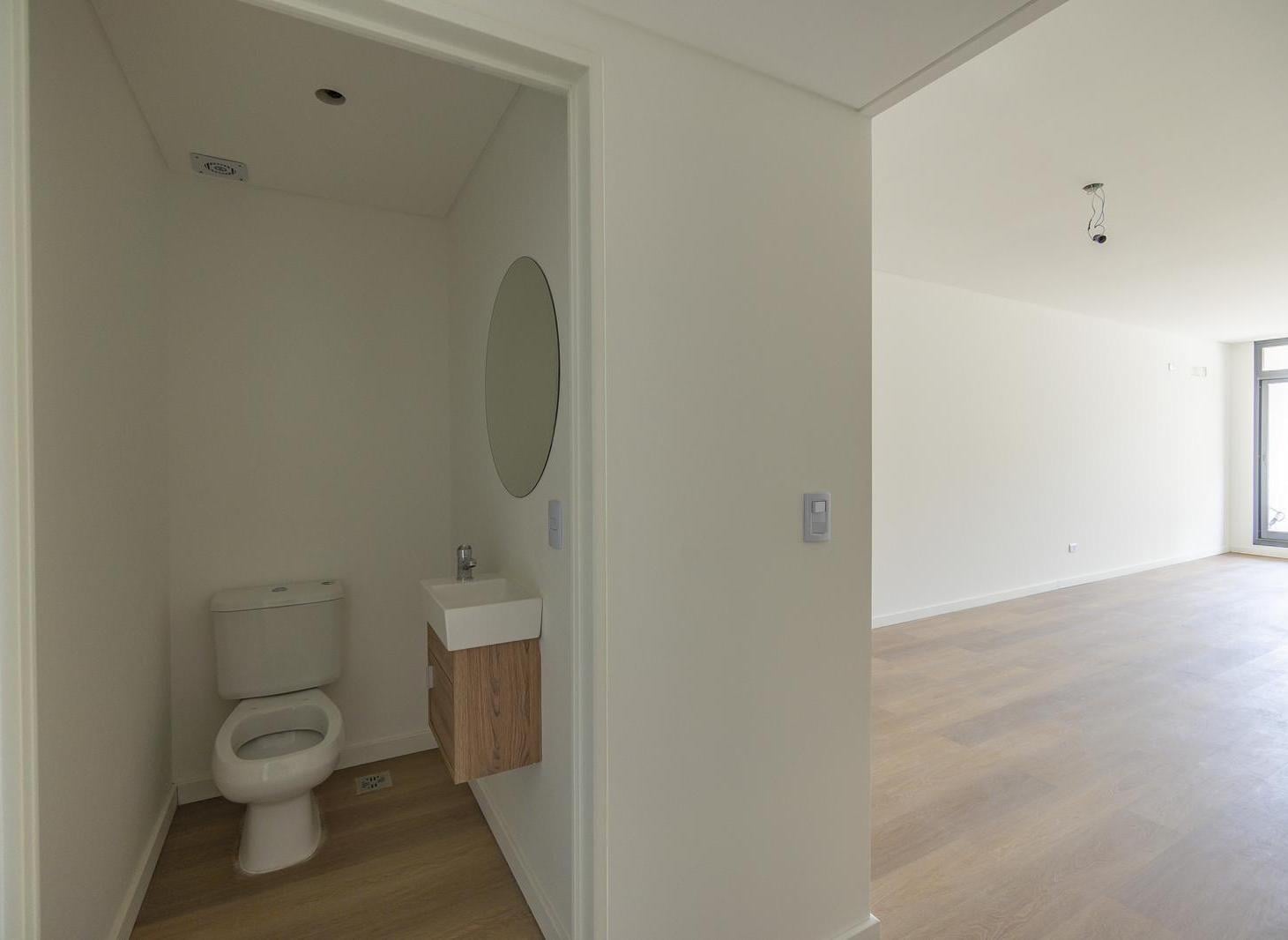 Foto de VENTA 4 AMBIENTES A ESTRENAR - FLORES - SUM, PILETA y LAUNDRY - ENTREGA, imagen 1