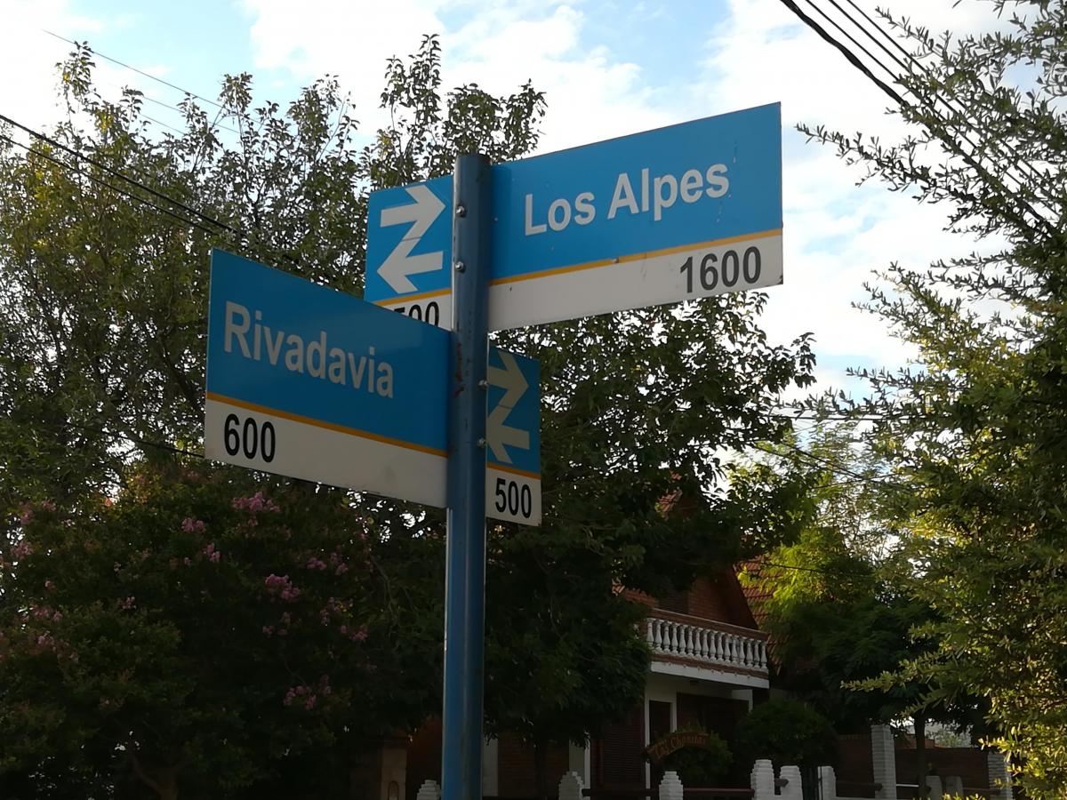 Oportunidad Casa Tipo Depto. Excelente Ubicación! 3