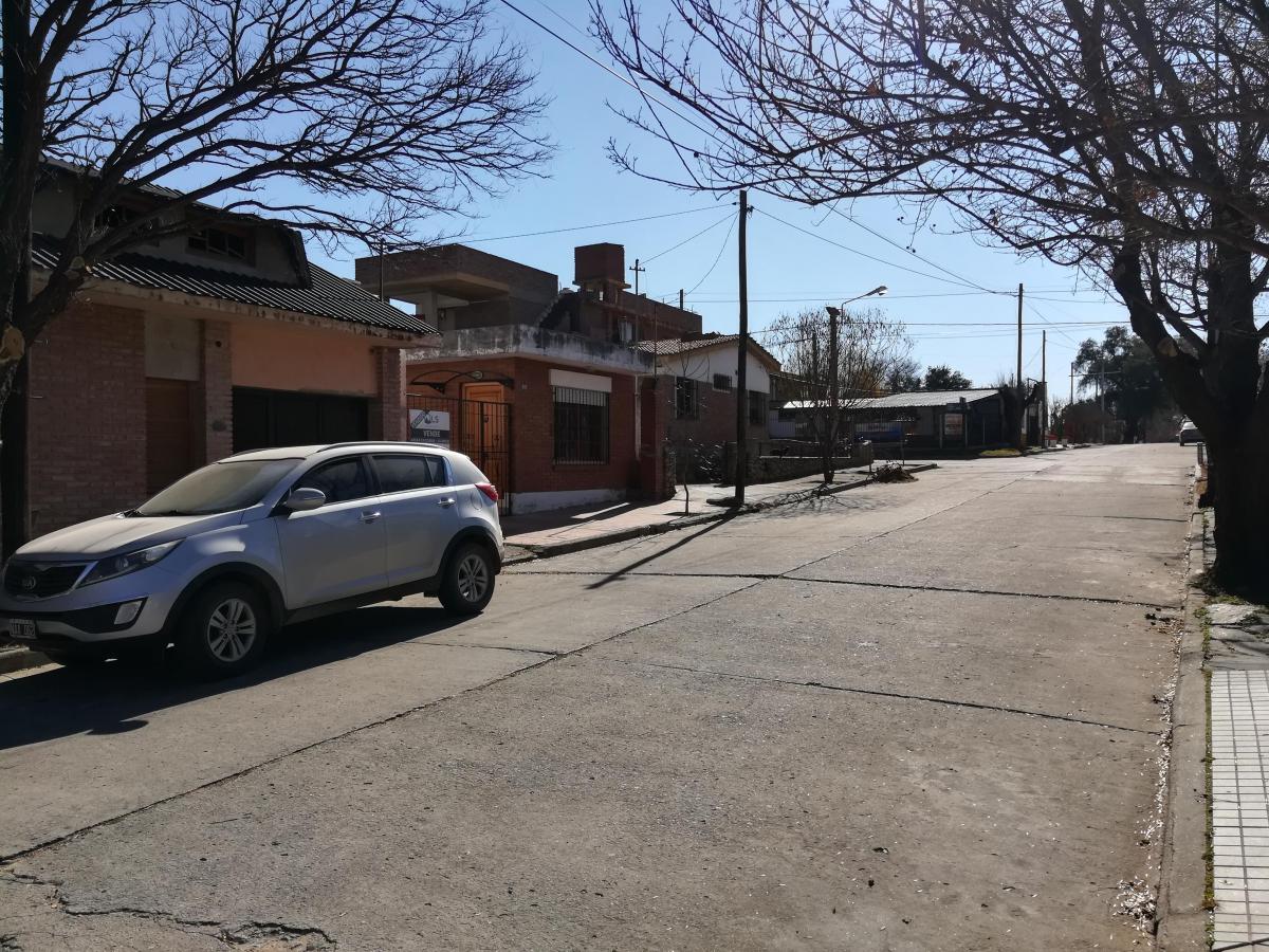 ¡Vendida! Casa Céntrica + Local Comercial. Excelente Oportunidad! 3