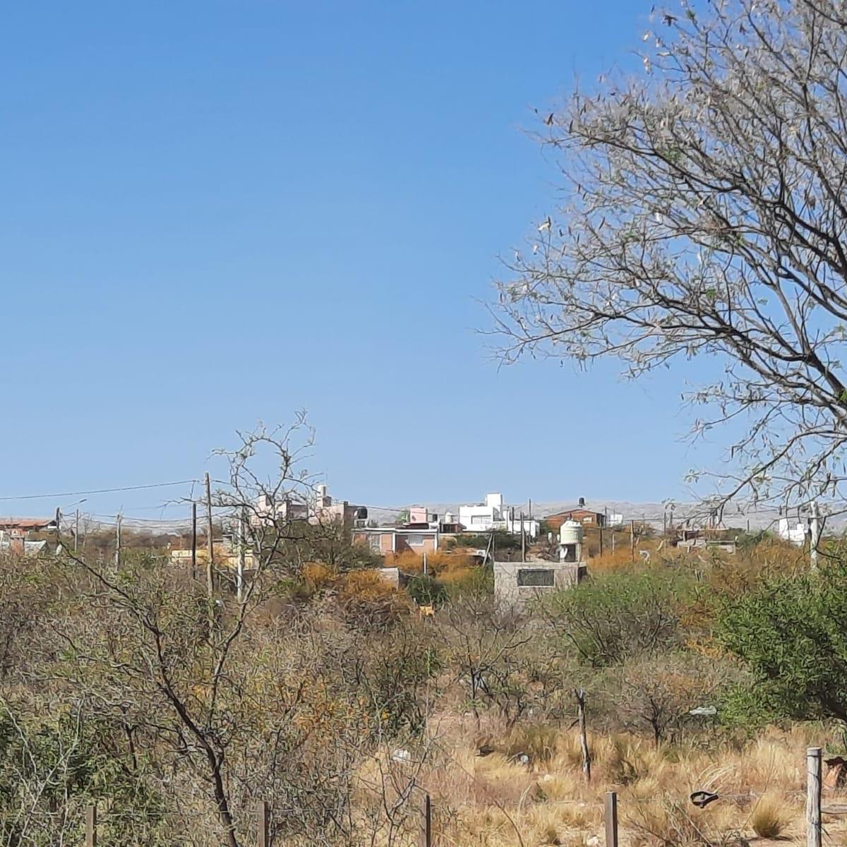 Retasado! Oportunidad! - Terreno Zona Comercial en San Lorenzo, Traslasierra 3