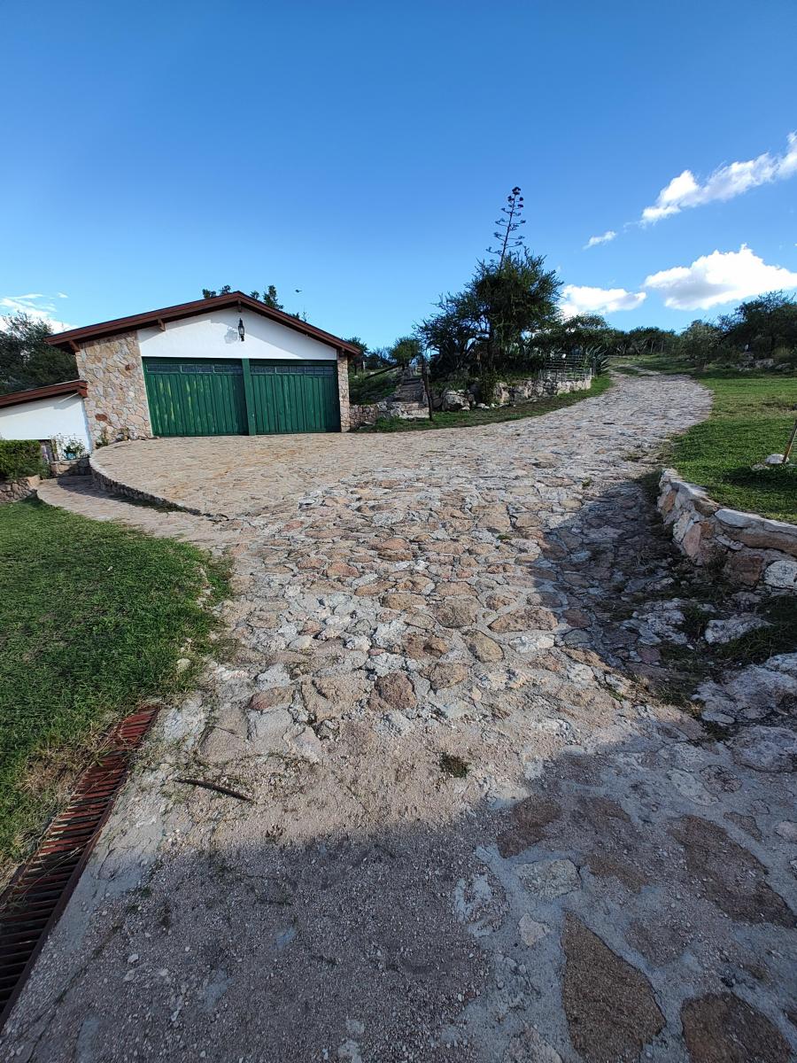 Importante Chacra C/viviendas y Bajada Al Rio Mina Clavero! 3