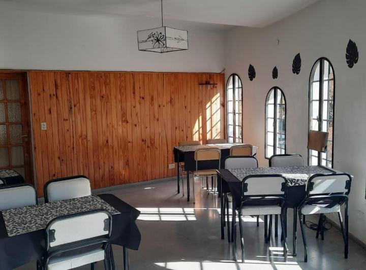 Importante Hotel en dos plantas + vivienda familiar! 5