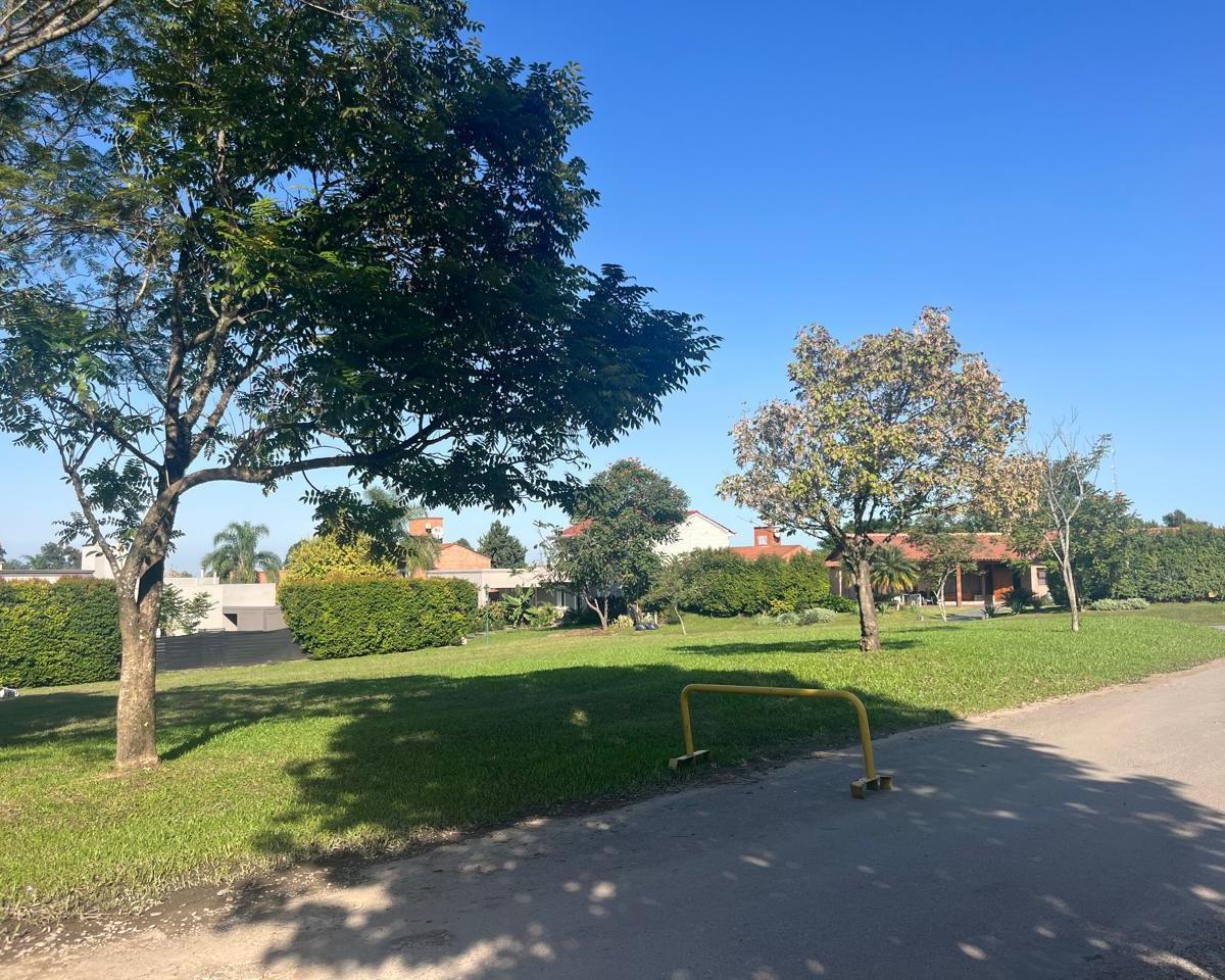 Terreno en Venta en Country Lomas Tennis. Yerba Buena. Tucuman 950 m² 1