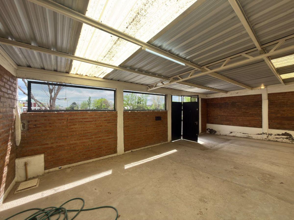 Foto de Casa 2 dorm con patio y cochera cubierta Belgarno Neuquén, imagen 4