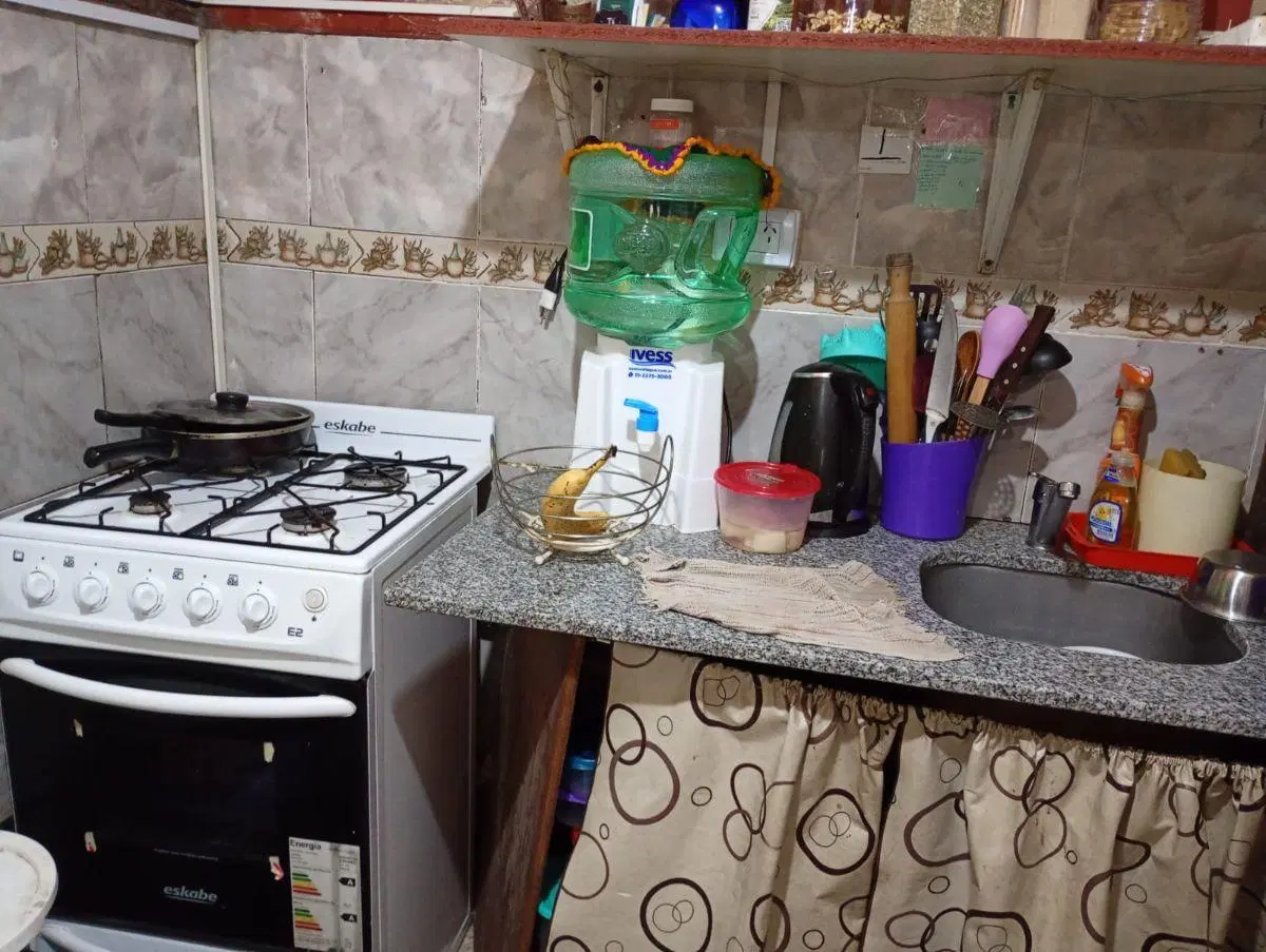 Vendo PH al frente. Pichincha 588, Temperley. Residencial 3