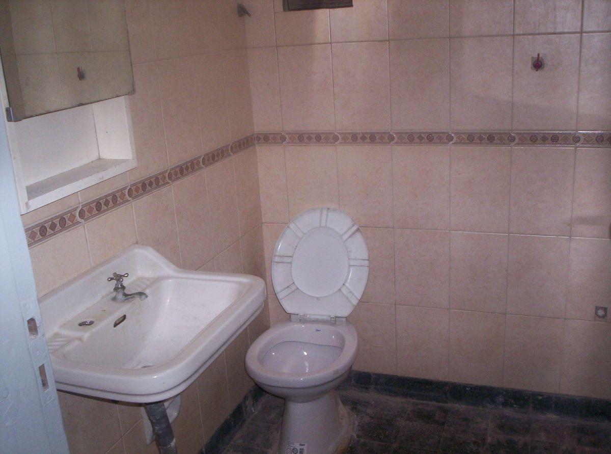 Foto de Alquiler Dpto tipo casa Planta Baja. Sin Expensas. San Blas 835, imagen 2
