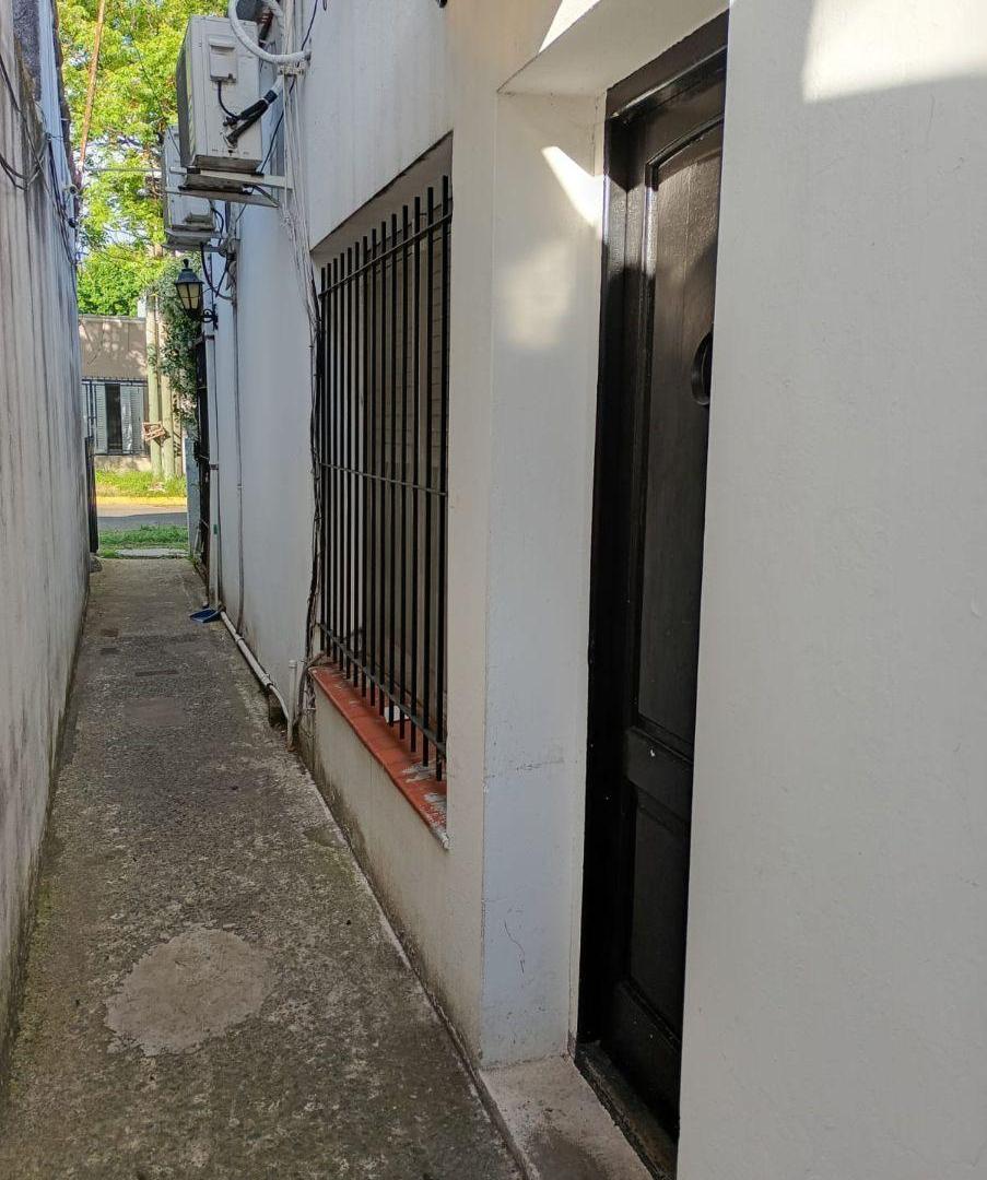 Foto de Casa al frente y dpto atras. San Roque 381, Temperley. Apto para tener, imagen 5