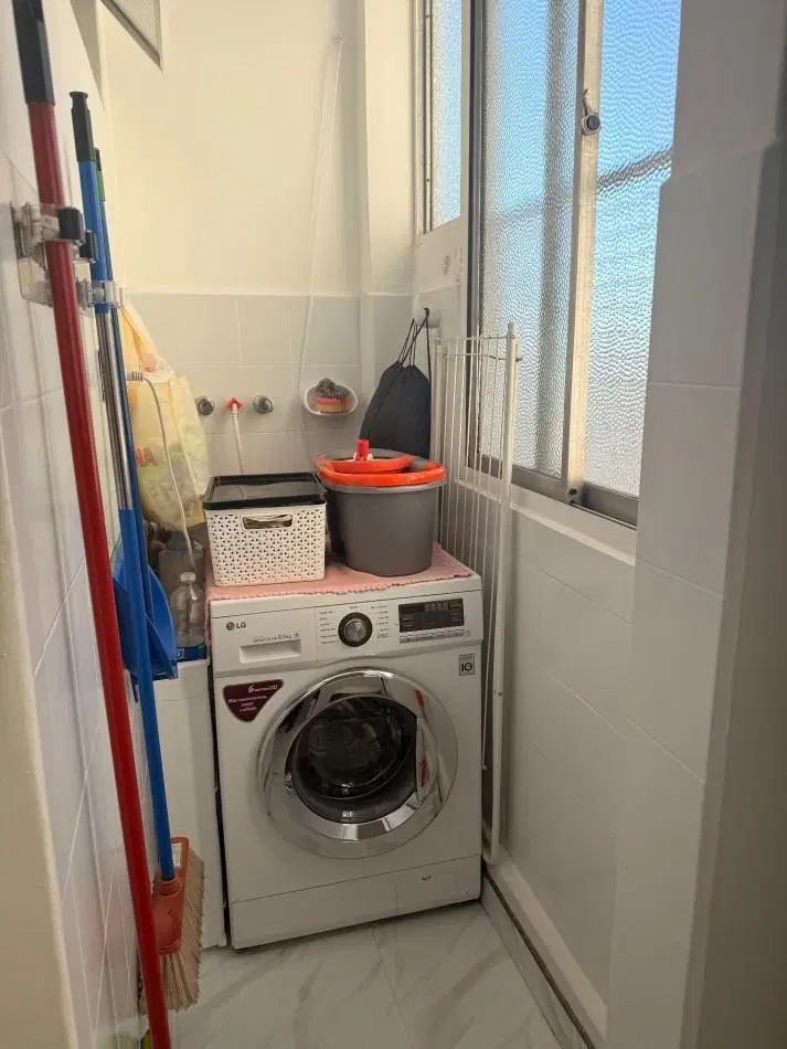 Departamento de 2 ambientes en el centro de Olivos. 3