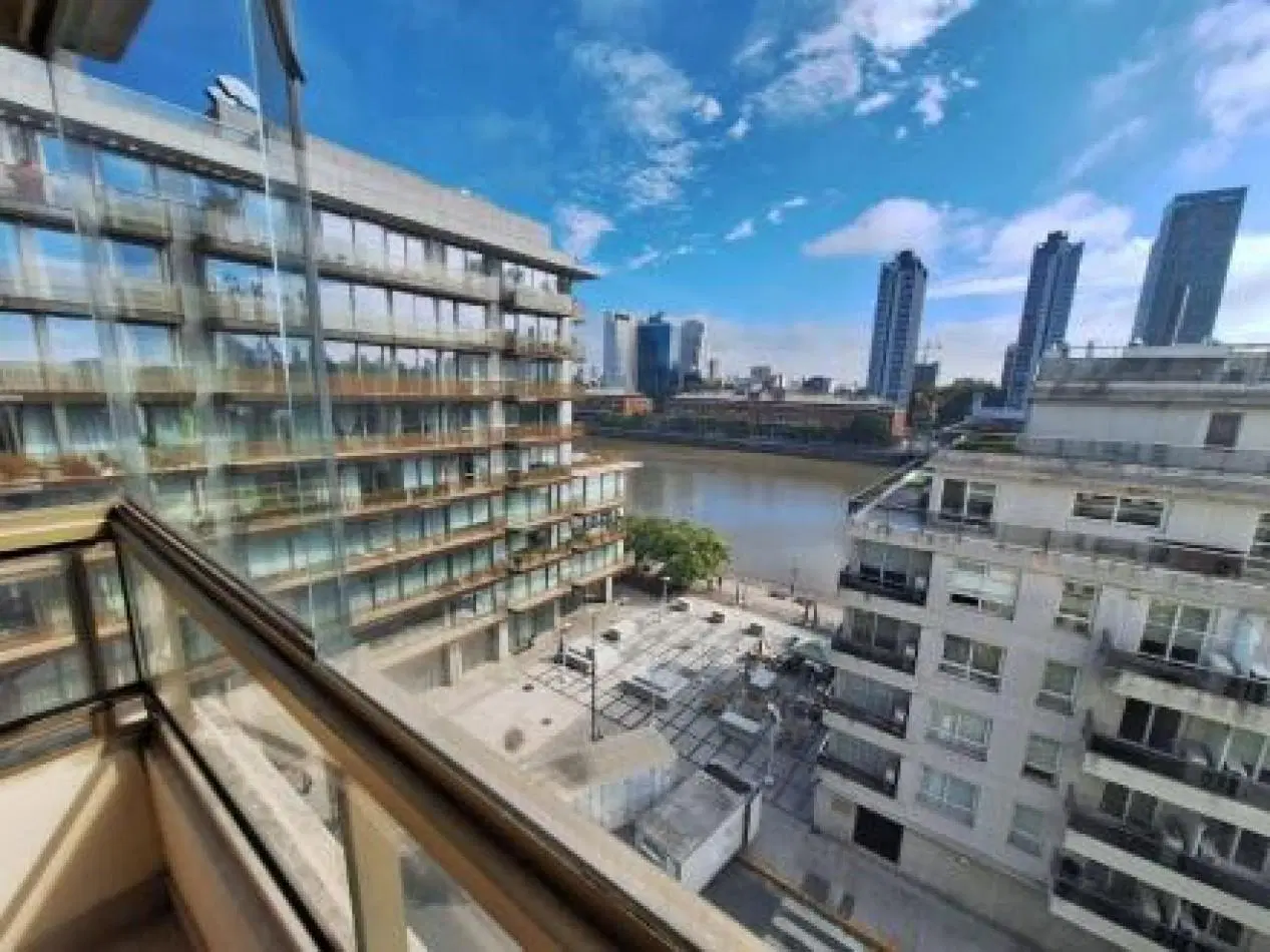 Exclusivo 4 ambientes con cochera doble y amenities en Puerto Madero. 4