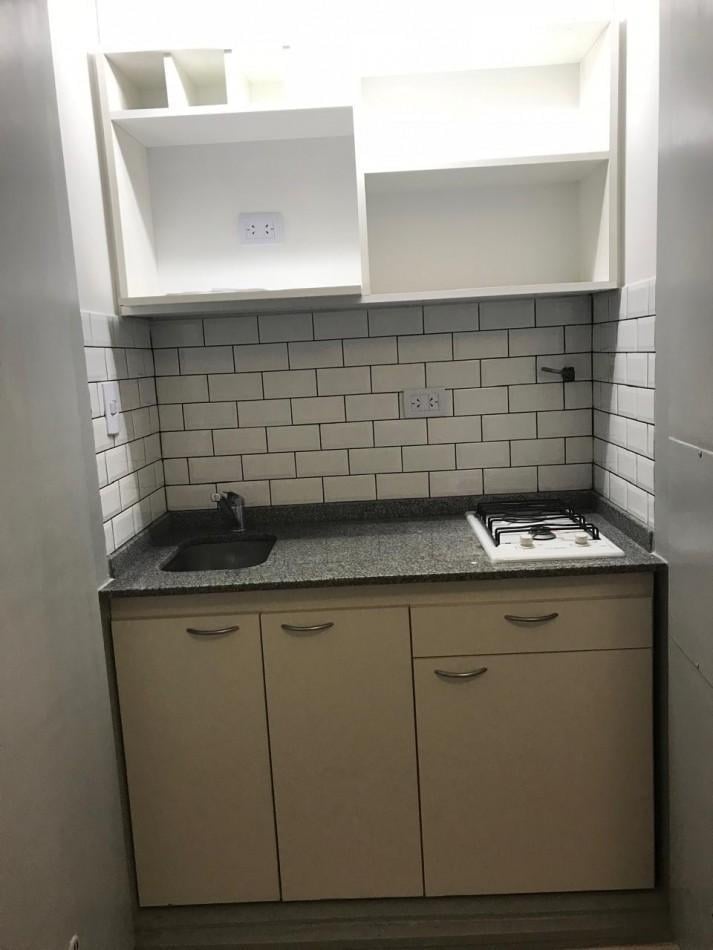 Foto de Monoambiente en alquiler Microcentro, imagen 4