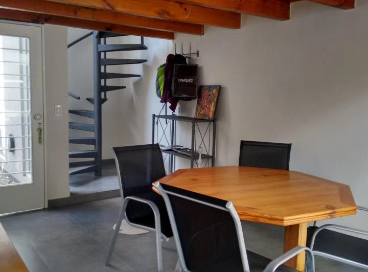 ALQUILO DPTO DUPLEX  AMUEBLADO ZONA UNR 3