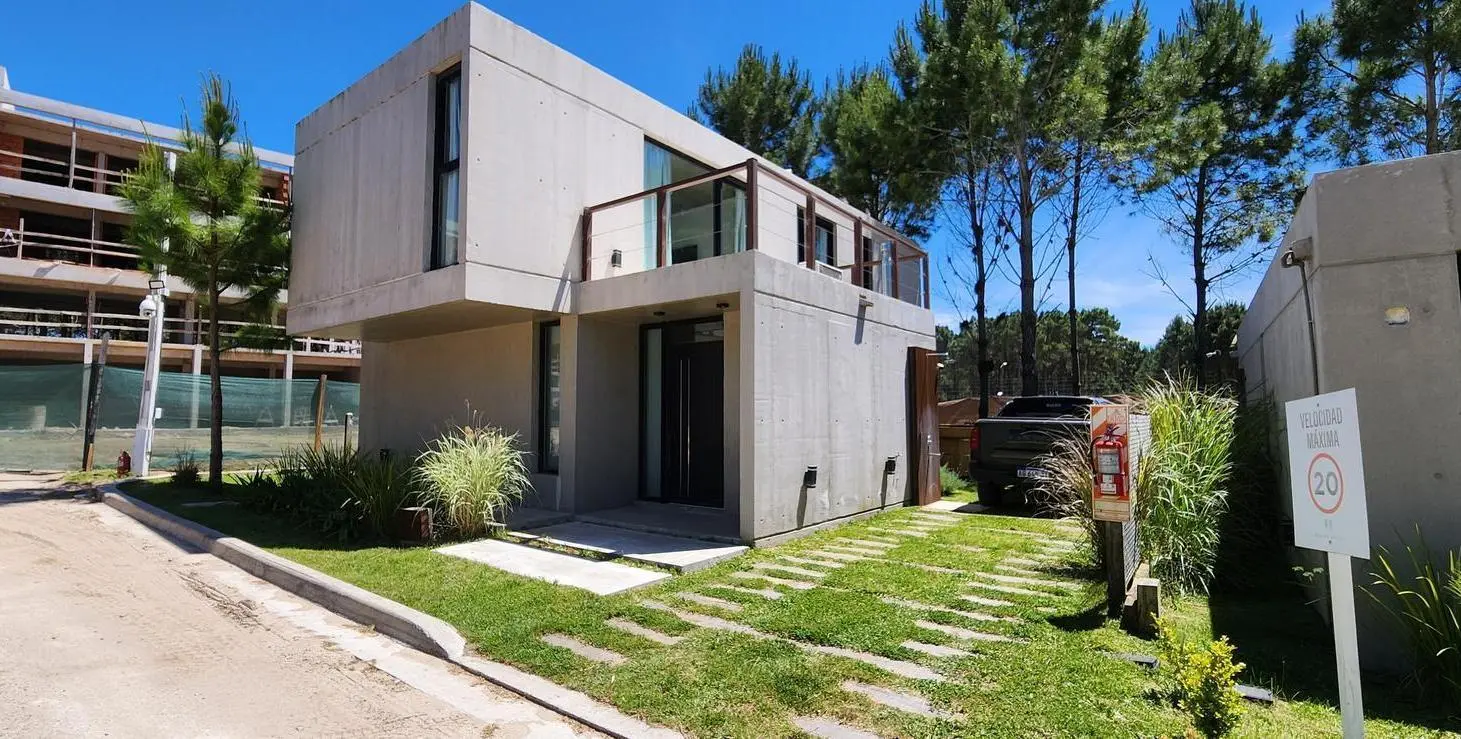 Casa en Alquiler temporada verano Pinamar Norte 2
