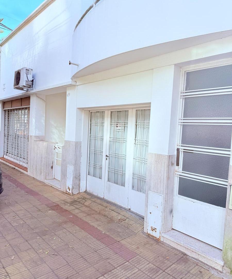 CASA PH EN VENTA BARRIO NORTE