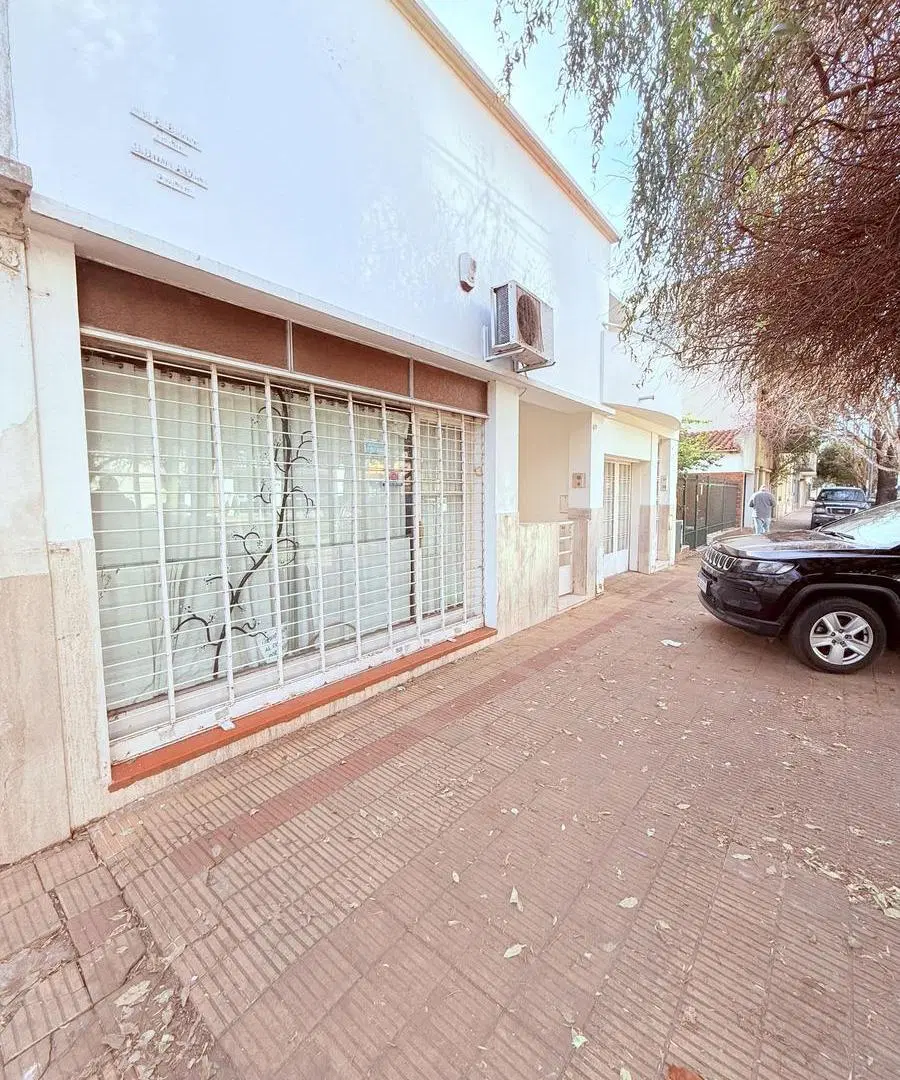 CASA PH EN VENTA BARRIO NORTE 5