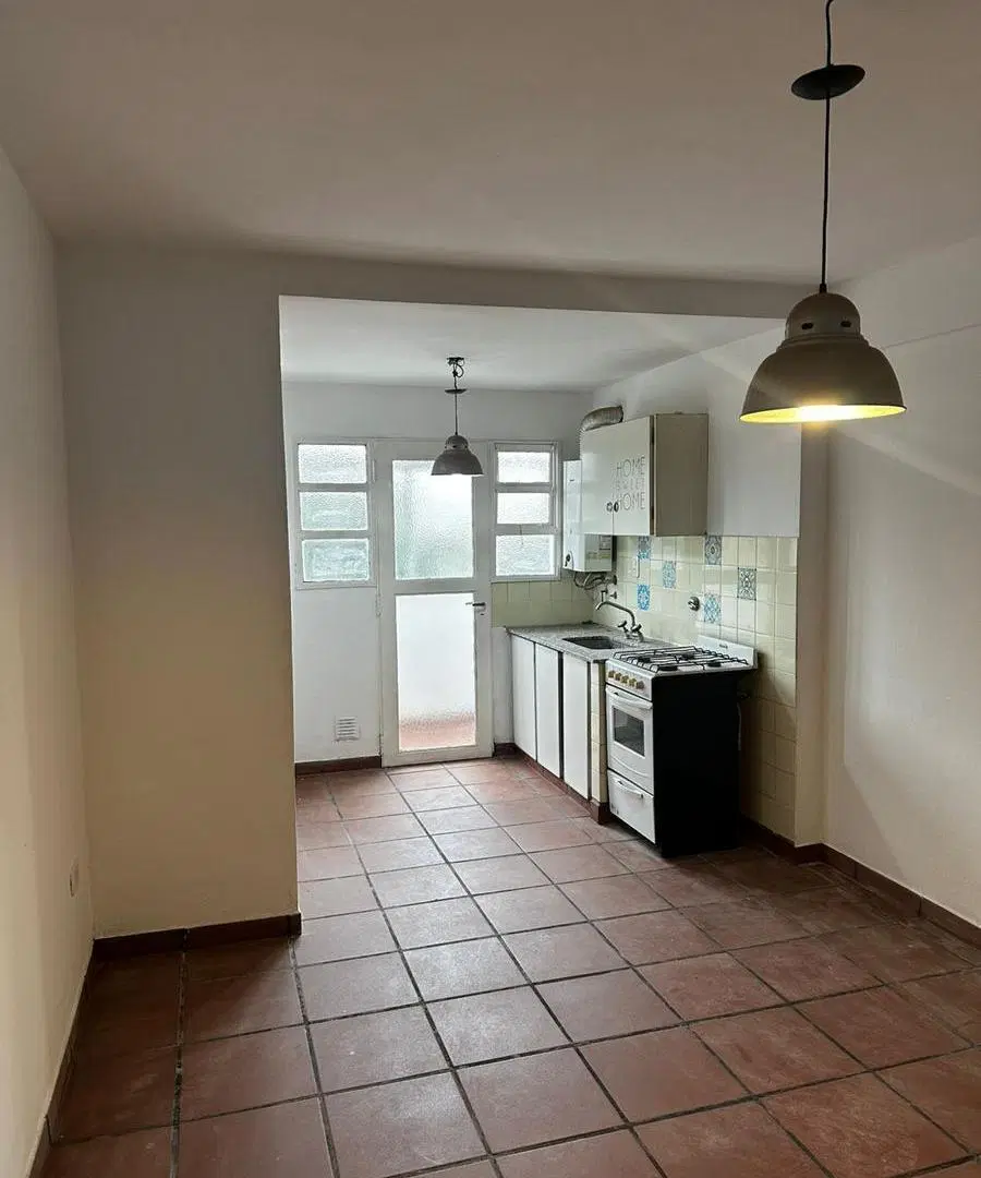 VENTA DE DEPARTAMENTO DE DOS DORMITORIOS TOLOSA 1