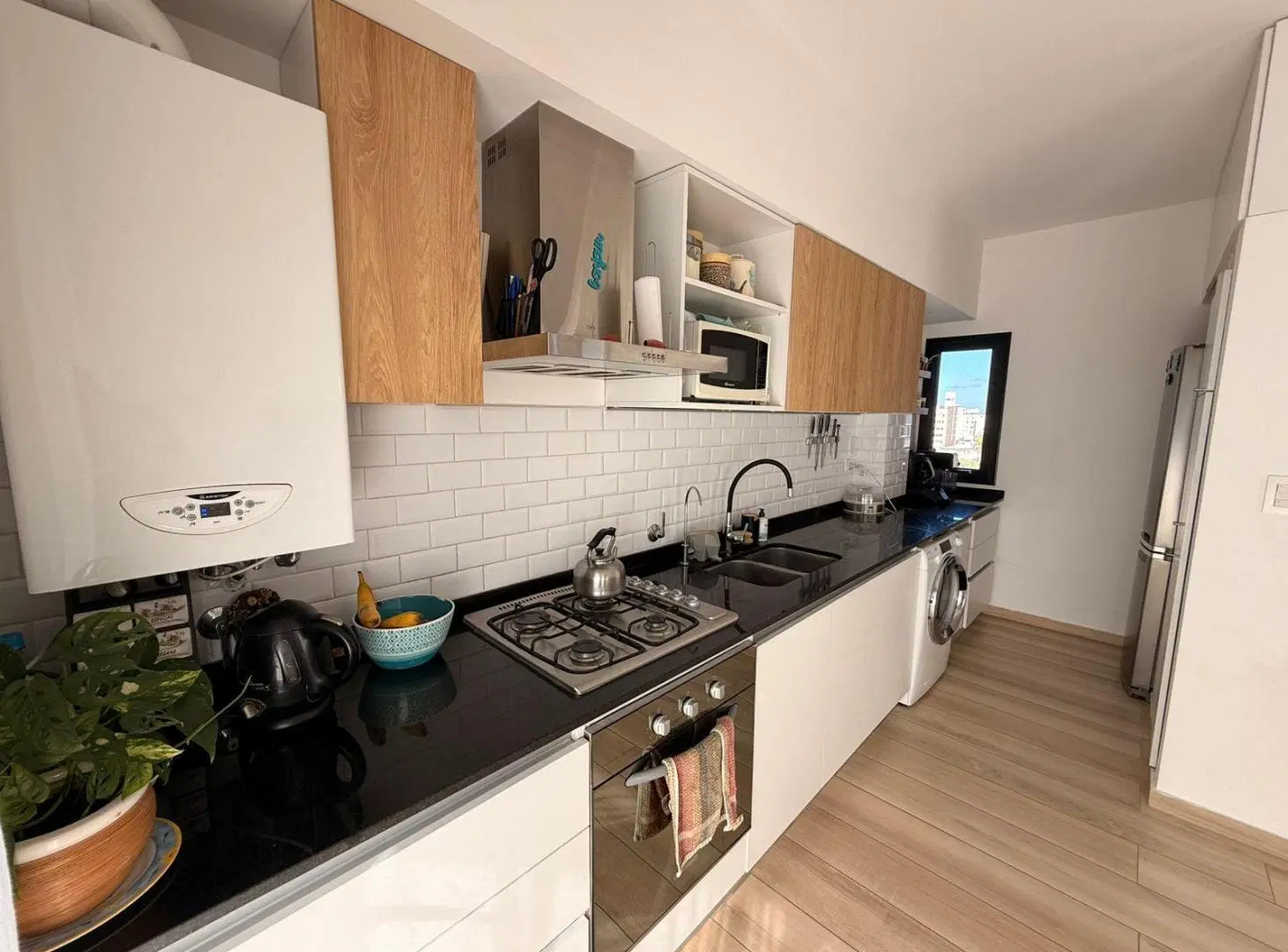 DEPARTAMENTO EN VENTA 3 DORMITORIOS LA PLATA 4