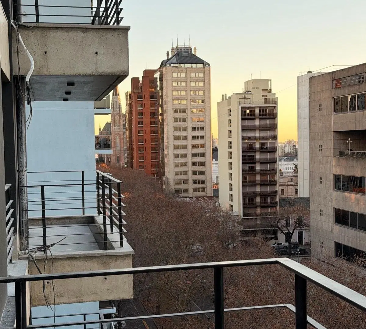 Venta Departamento 3 Ambientes a Estrenar – Torre VIA 53 – Piso 7 – Frente al Teatro Argentino, La P 5