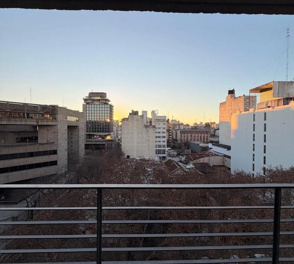 Venta Departamento 3 Ambientes a Estrenar – Torre VIA 53 – Piso 7 – Frente al Teatro Argentino, La P 3
