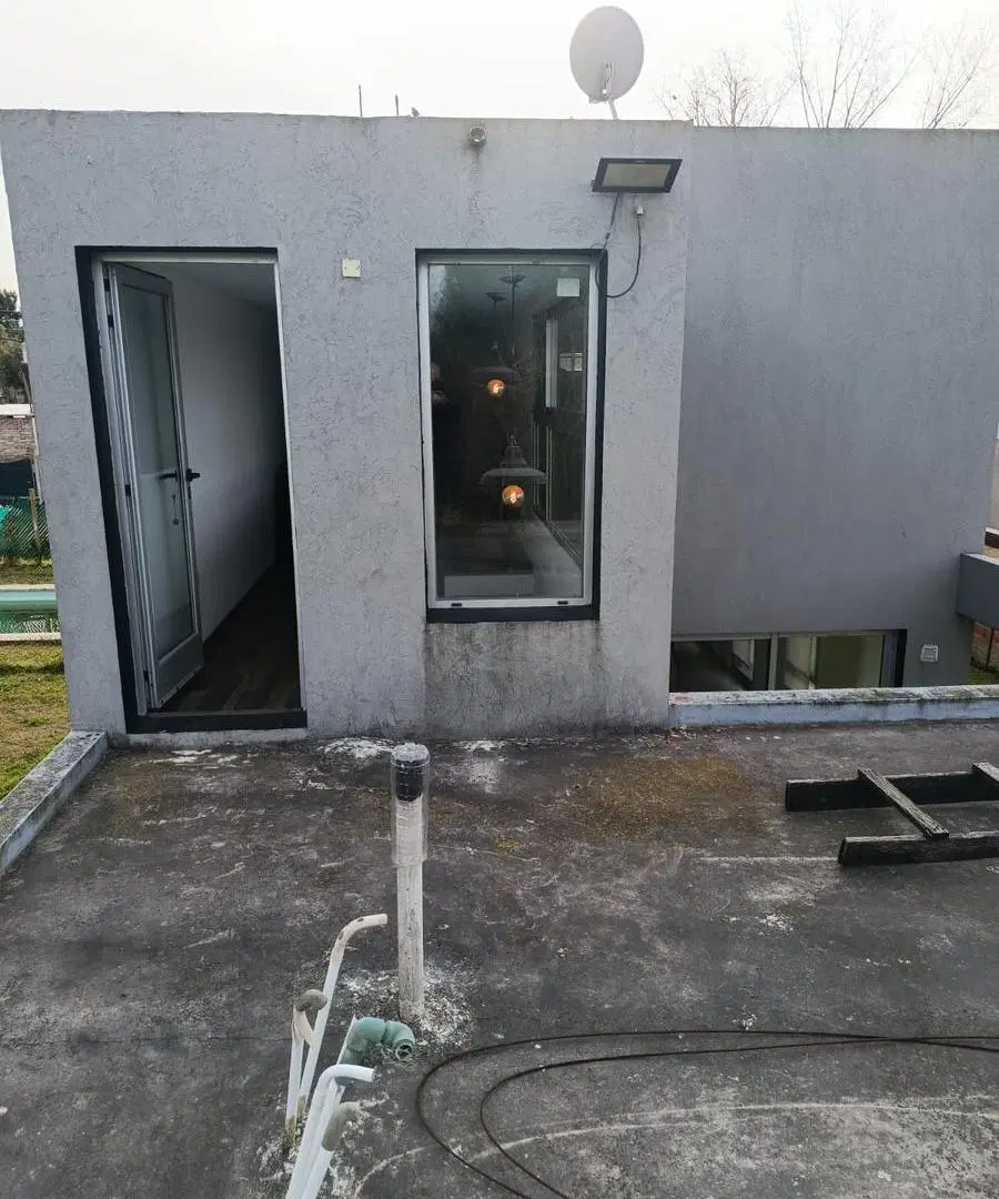 Venta Casa en Villa Parque Sicardi 5