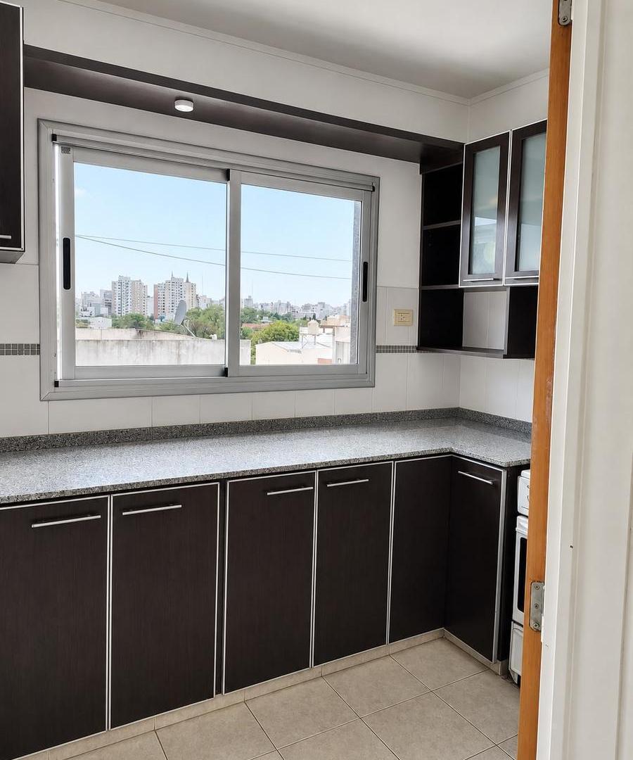 Foto de Departamento con cochera, imagen 3