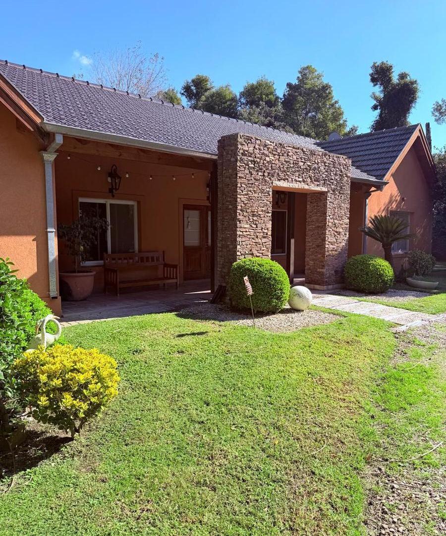 Foto de Casa amoblada en venta Campos de Roca I, imagen 3