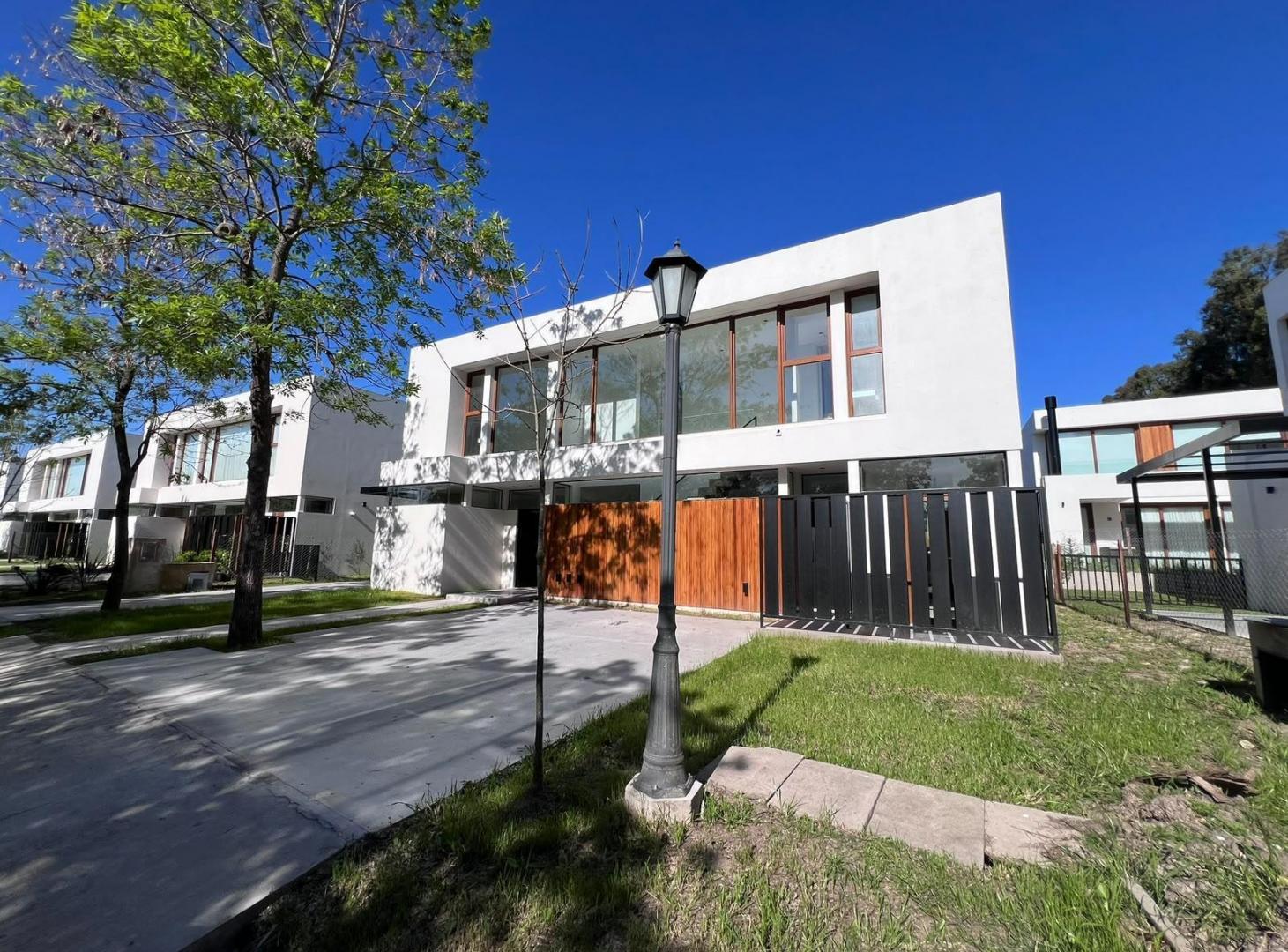 Foto de Grand Bell II Casa en Venta, imagen 2